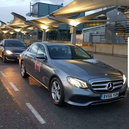 Your Convenient Taxi to Heathrow Airport