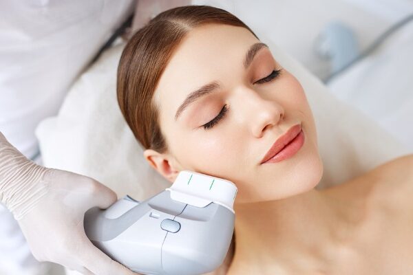 HIFU Treatment for the Face: Targeting Wrinkles, Fine Lines, and Sagging Skin