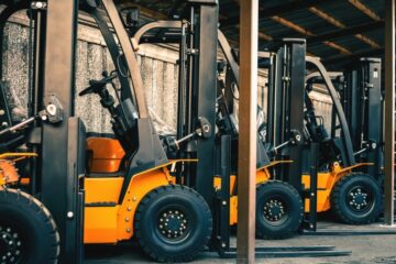 What Is the Average Lifespan of an Electric Forklift?