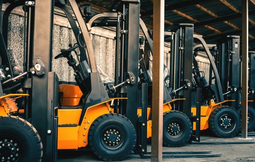 What Is the Average Lifespan of an Electric Forklift?